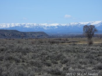 The broad Green River Valley and the Wyoming Range